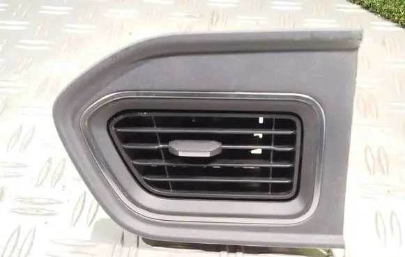 Dashboard side air vent grill/cover trim