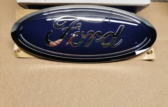 Ford Kuga II Manufacturer badge logo/emblem GJ548B262AA