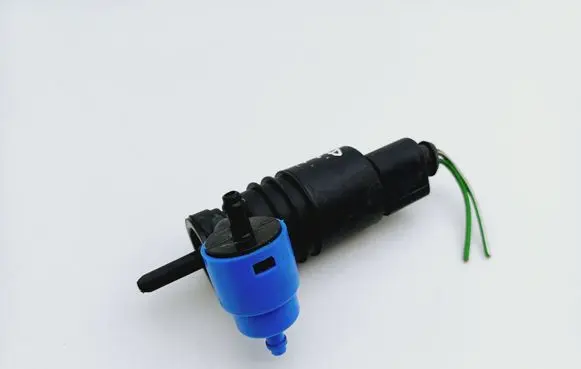 Audi A3 S3 8L Windscreen/windshield washer pump 1J0973722