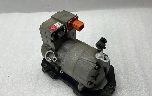 Volkswagen ID.3 Air conditioning (A/C) compressor (pump) 1EA820807C 1EA816797G