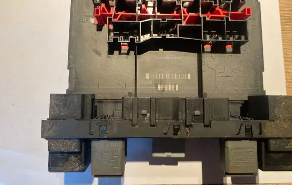 Volkswagen PASSAT B6 Comfort/convenience module 3C8937049D