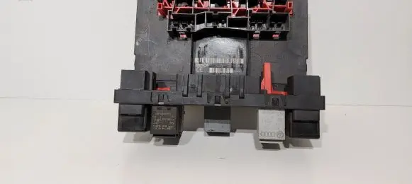Volkswagen PASSAT B6 Comfort/convenience module 3C0937049G F005V00528
