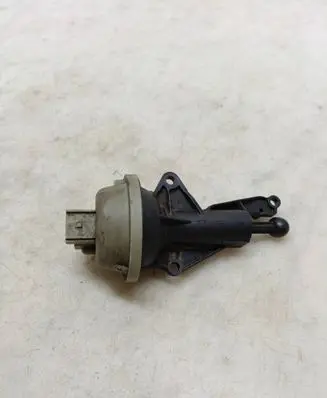 Ford Mondeo Mk III Valve vacuum 1S7G9L492 1S7G9L492CA