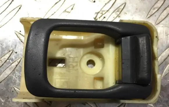 Nissan Sunny Front door interior handle