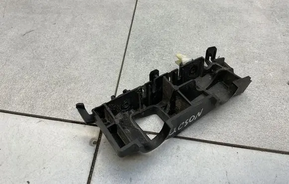 Hyundai Tucson TL Front bumper mounting bracket 86515D7000