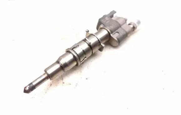 BMW 3 E90 E91 Fuel injector 7589048 758904809