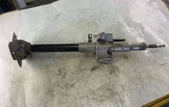 Mitsubishi Pajero Sport I Steering wheel axle