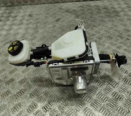 Volvo XC40 Brake booster 32373714 32373711