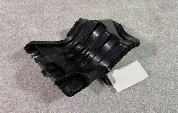 Lexus RX 450H Intercooler air guide/duct channel 5329248030