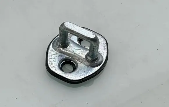 KIA Sportage Front door lock loop/hook striker 81350A4000