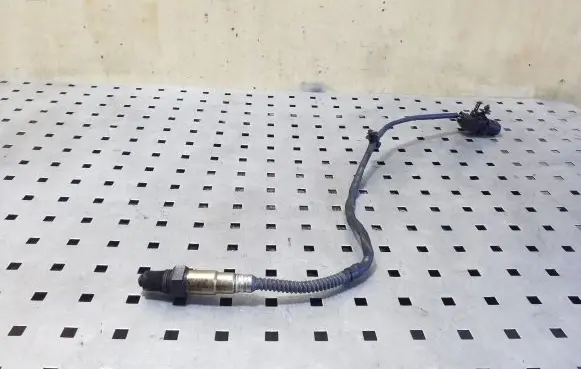 Ford Kuga II Lambda probe sensor AV619D375BA 9670608880 0281004154