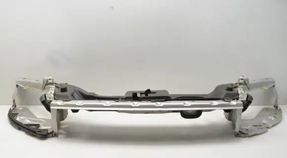 Volvo C30 Headlight/headlamp mounting bracket 30760389
