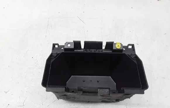 Volvo V50 Glove box 09491936