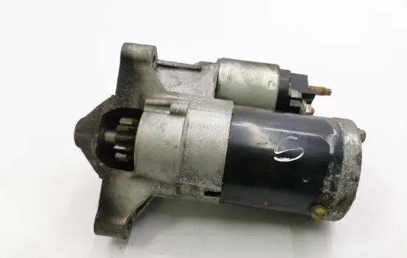 Citroen DS5 Starter motor 980505868001 M000T20873