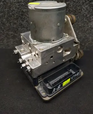 Audi A8 S8 D4 4H ABS Pump 4H0907379 4H0614517