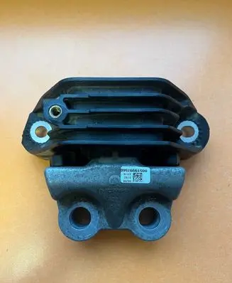 Fiat 500X Engine mount bracket 00519997560 0A236 31352