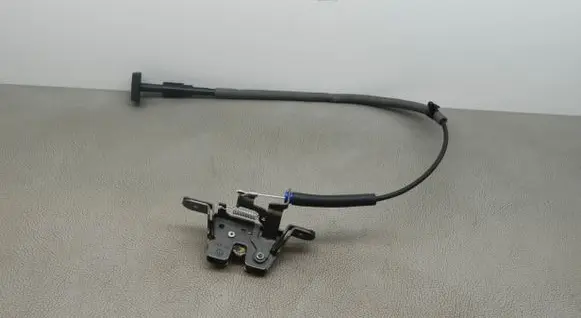 Volkswagen Jetta VI Other interior part 5C6885681