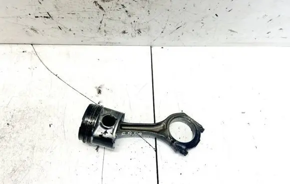 Skoda Superb B5 (3U) Piston with connecting rod