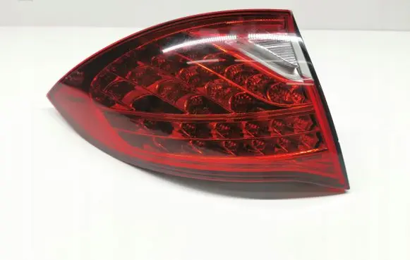Porsche Cayenne (9Y0 9Y3) Rear/tail lights 95863109502