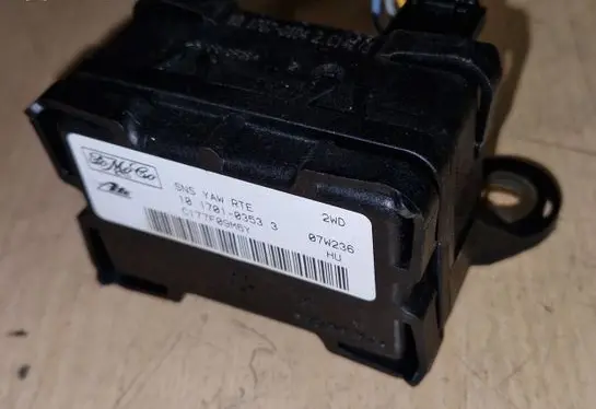 Volvo S40 Yaw turn rate sensor G177F09M6X