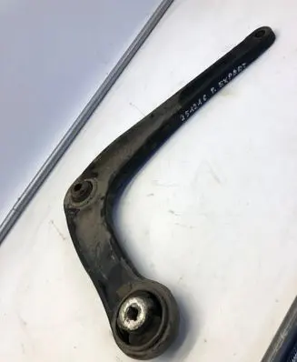 Peugeot Expert Front lower control arm/wishbone 9816863680