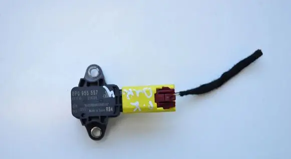 Audi A4 S4 B7 8E 8H Airbag deployment crash/impact sensor 8P0955557