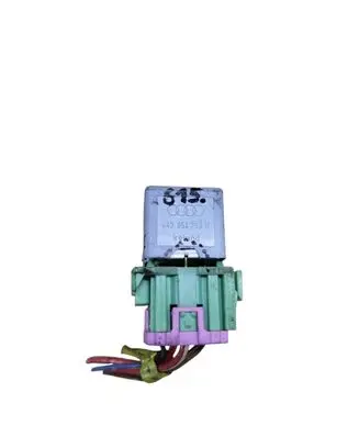 Volkswagen PASSAT B5 Other relay 443951253K
