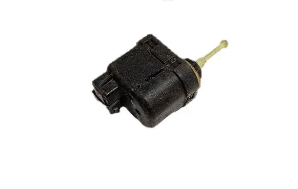 Headlight level adjustment motor