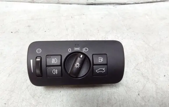 Volvo V70 Light switch 30739414 04066322