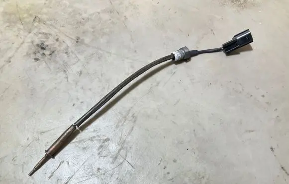 Nissan Juke I F15 Exhaust gas temperature sensor