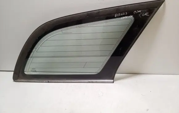 Toyota Avensis T250 Rear side window