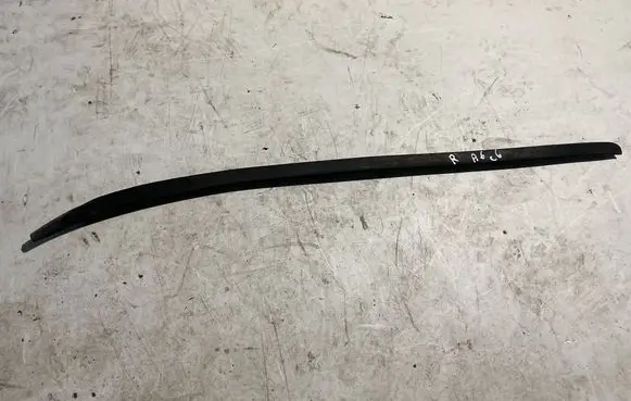 Audi A6 S6 C6 4F Windshield trim 