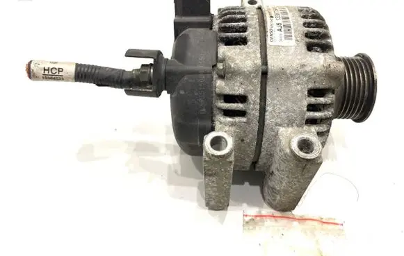 Opel Zafira C Generator/alternator 13587304B