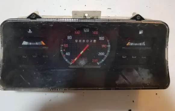 Opel Kadett E Speedometer (instrument cluster)