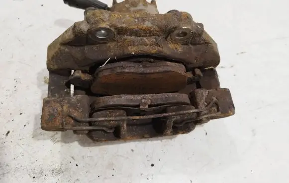 Peugeot Partner Front brake caliper