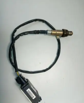 Volkswagen Tiguan Lambda probe sensor 05L906261E NE64704