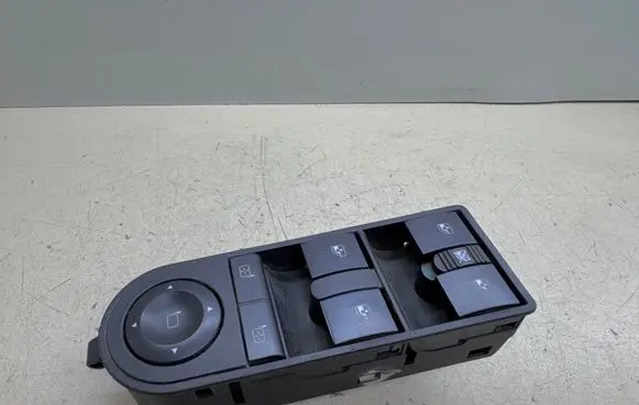 Opel Astra H Electric window control switch 13228699
