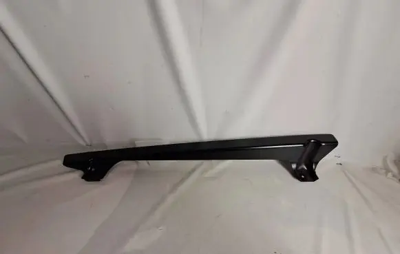 Volkswagen Crafter Fender mounting bracket 2E0821239B