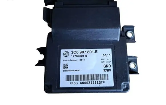 Volkswagen PASSAT B6 Hand brake control module 3C8907801E