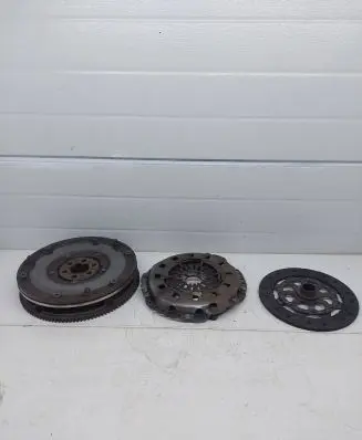 BMW 1 E81 E87 Clutch set kit 21217526