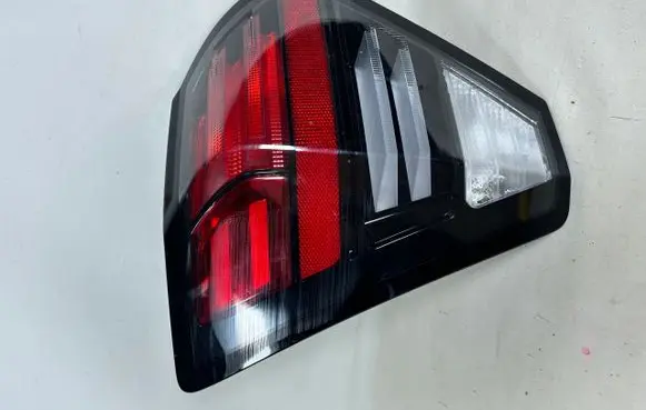 Hyundai Kona II Third/center stoplight