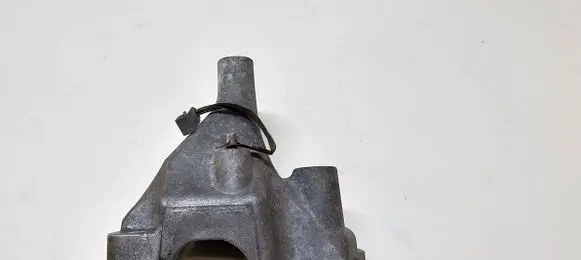Jeep Grand Cherokee WL Engine mounting bracket 68375851AA