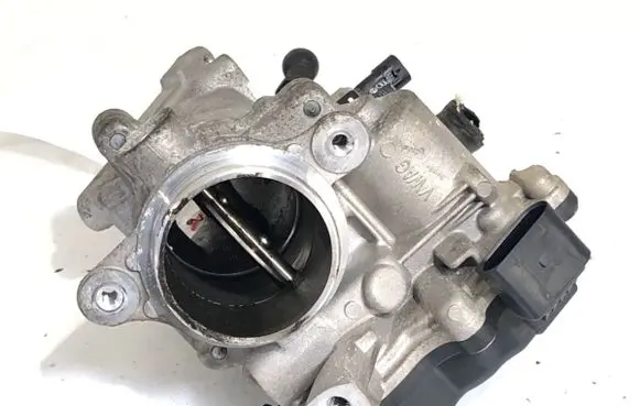 Volkswagen PASSAT B8 Engine shut-off valve 04L128059AA