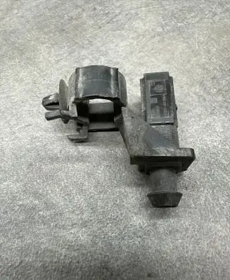 Volkswagen Golf IV Exhaust gas temperature sensor 5N0971918C 964857