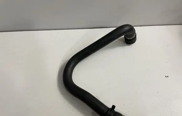 BMW 5 E60 E61 Engine coolant pipe/hose 6917697