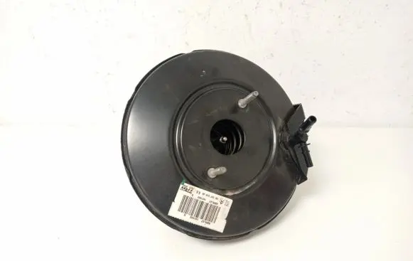 Opel Crossland X Brake booster 9813761080