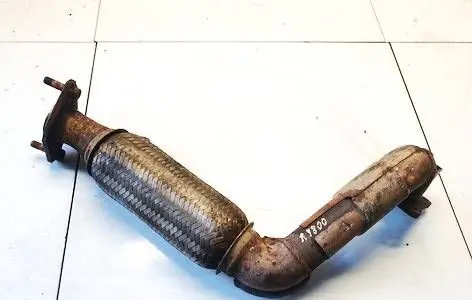 Mazda 5 Muffler pipe connector clamp 