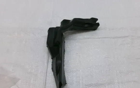 Peugeot 3008 I Windshield trim 9684972680