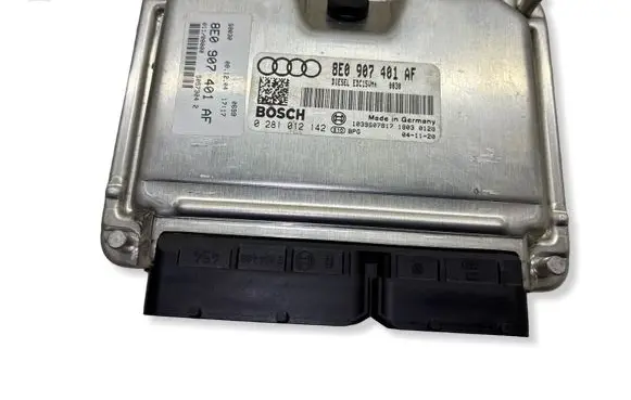 Audi A4 S4 B7 8E 8H Engine control unit/module 8E0907401AF