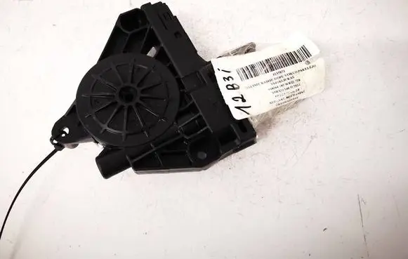 Volvo V60 Rear door window regulator motor 966264102
